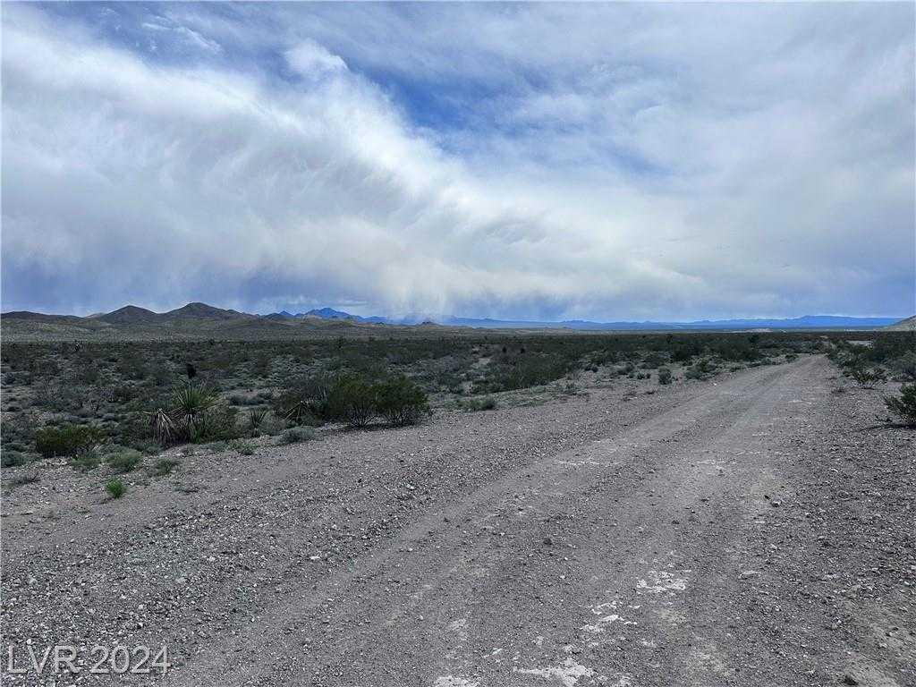 Gas Pipeline, 2573194, Searchlight, Vacant/Subdivided Land,  for sale, Stephen Hoopes, Signature Real Estate Group